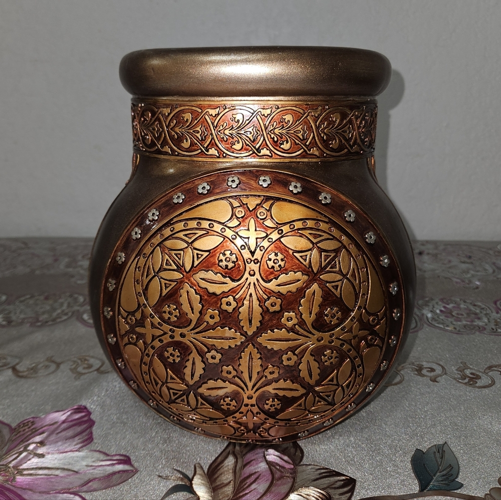 Vintage India Ink 10" Alcazar Bronze Table Vase Table Pottery Embossed Patterns